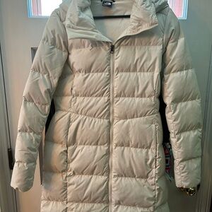 Women's North Face Metropolis Parka III- gardenia white. Size M